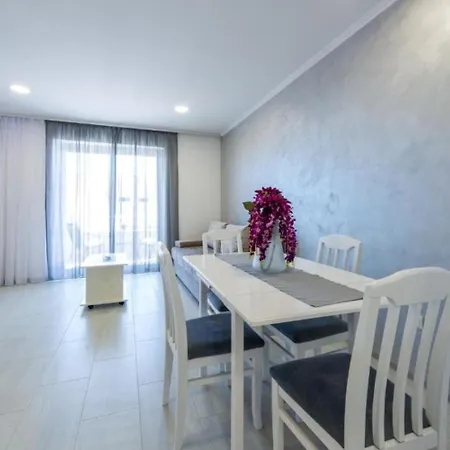 Apartment Stane - Modern & Fully Equipped