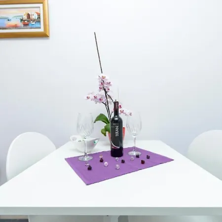 Stane - Modern & Fully Equipped