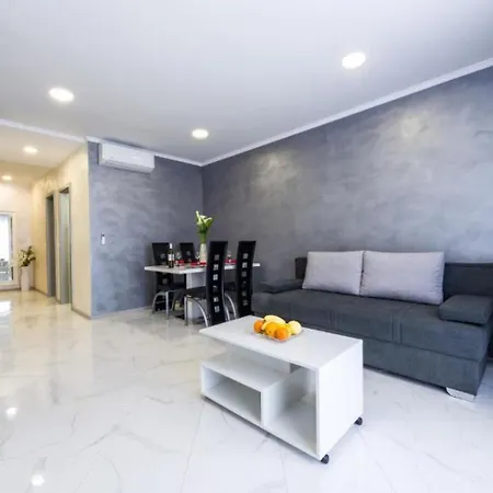 Apartment Stane - Modern & Fully Equipped